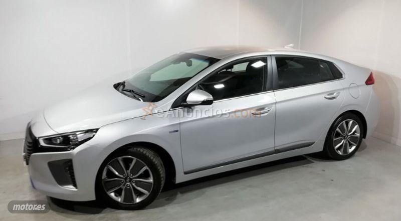 Hyundai Ioniq 1.6 GDI Tecno de 2017 con 48.674 Km por 17.600 EUR. en Madrid
