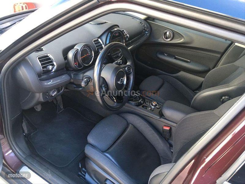 Mini Clubman COOPER D de 2016 con 117.000 Km por 15.900 EUR. en Pontevedra