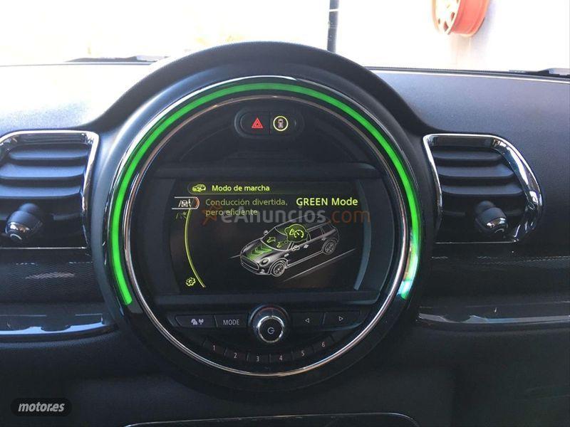 Mini Clubman COOPER D de 2016 con 117.000 Km por 15.900 EUR. en Pontevedra