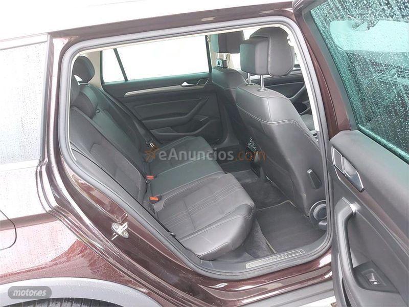 Volkswagen Passat Alltrack 2.0 TDI 140kW190CV BMT 4M DSG de 2017 con 153.300 Km por 20.800 EUR. en Sevilla