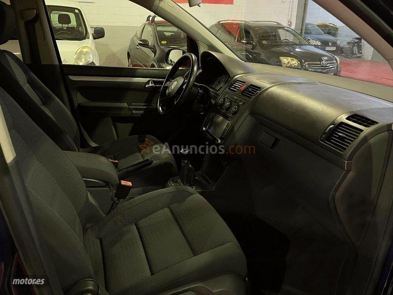 Volkswagen Touran 1.9 TDI DSG ADVANCE de 2006 con 151.000 Km por 6.499 EUR. en Cordoba