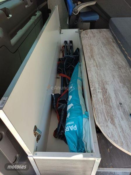 Mercedes Viano 3.0 CDI Ambiente Extralarga de 2006 con 182.000 Km por 15.900 EUR. en Sevilla