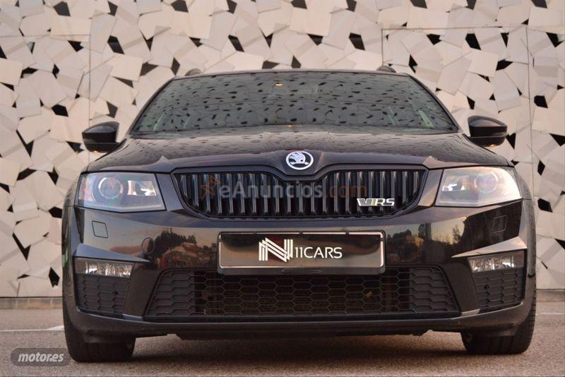 Skoda Octavia Combi 2.0 TDI CR 135KW 184cv DSG RS de 2016 con 74.000 Km por 22.900 EUR. en Pontevedra