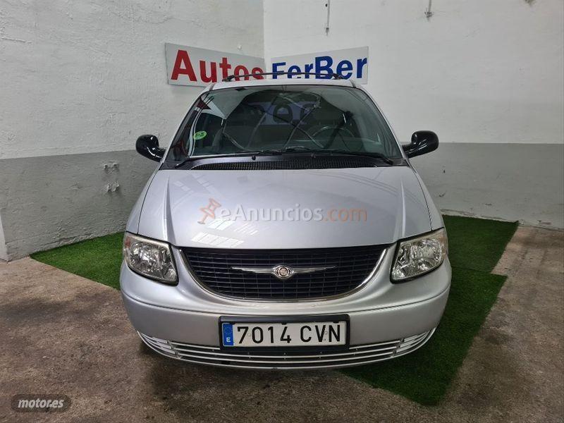 Chrysler Grand Voyager SE 2.4 Warner Bros de 2004 con 239.000 Km por 3.400 EUR. en Salamanca