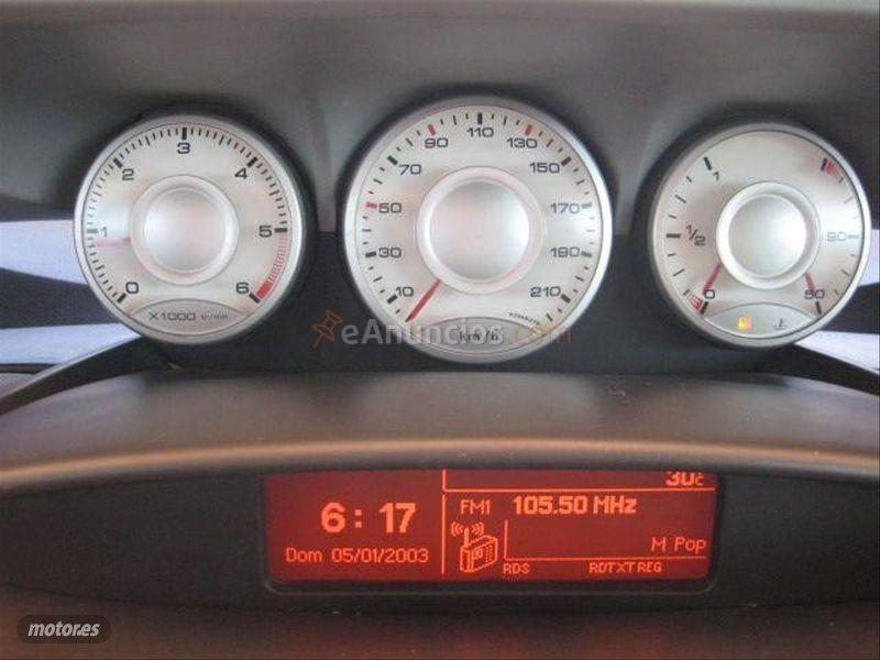 Peugeot 807 SR 2.0 HDI de 2006 con 206.000 Km por 4.900 EUR. en Malaga