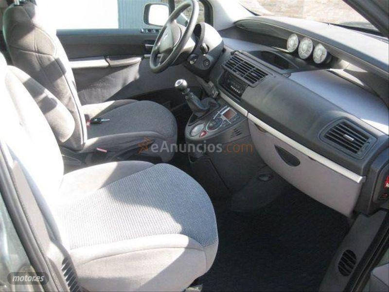 Peugeot 807 SR 2.0 HDI de 2006 con 206.000 Km por 4.900 EUR. en Malaga