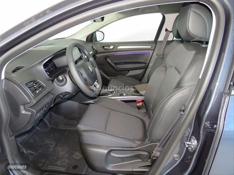Renault Megane S.T. Zen ETECH Hibrido ench. 117kW de 2021 con 4.500 Km por 28.500 EUR. en Malaga