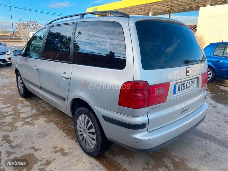 Seat Alhambra 1.9 TDi 115CV Sport de 2003 con 380.000 Km por 2.499 EUR. en Zaragoza