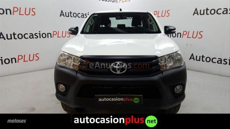 Toyota Hilux 2.4 D4D Cabina Doble GX de 2018 con 75.000 Km por 24.990 EUR. en Cantabria