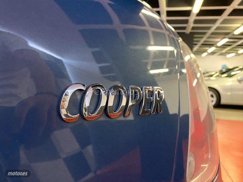 Mini Cooper Cooper Cabrio de 2004 con 164.000 Km por 5.990 EUR. en Madrid