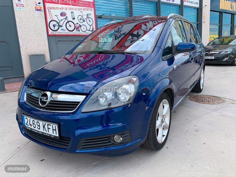 Opel Zafira Cosmo Deportivo 1.9 CDTi 16v de 2005 con 190.000 Km por 3.780 EUR. en Madrid