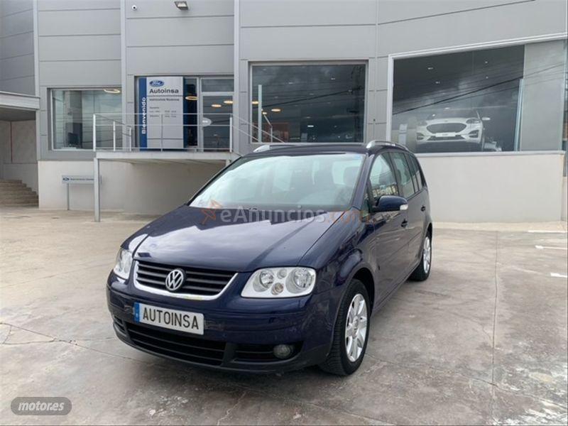 Volkswagen Touran 1.9 TDI Edition de 2005 con 204.000 Km por 4.800 EUR. en Segovia