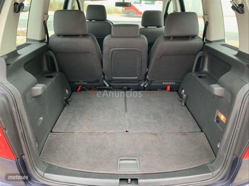 Volkswagen Touran 1.9 TDI Edition de 2005 con 204.000 Km por 4.800 EUR. en Segovia