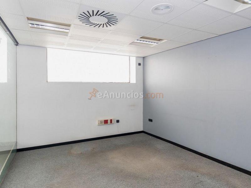 LOCAL COMERCIAL A PIE DE CALLE