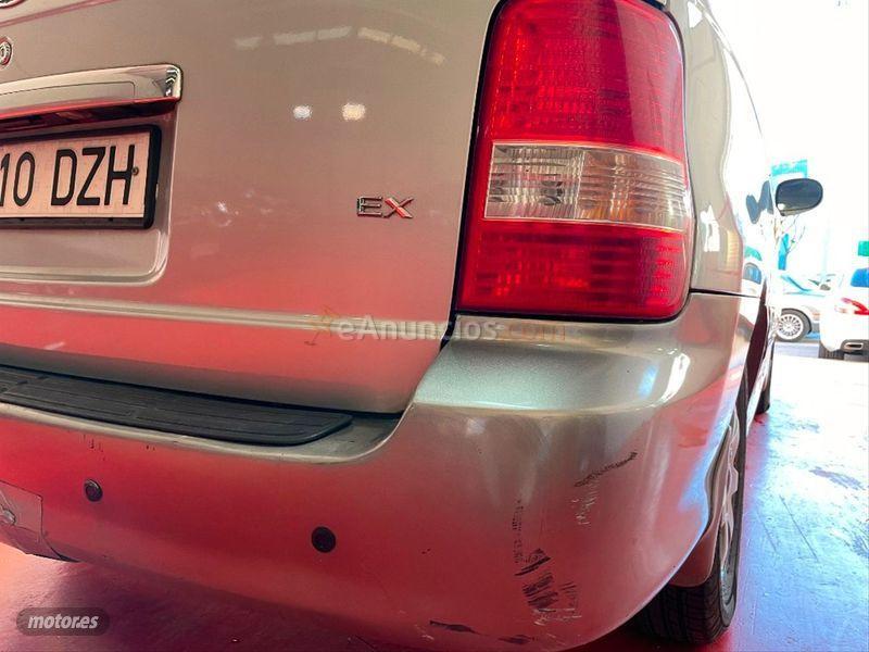 Kia Carnival 2.9 CRDi EX de 2006 con 196.000 Km por 3.500 EUR. en Valencia