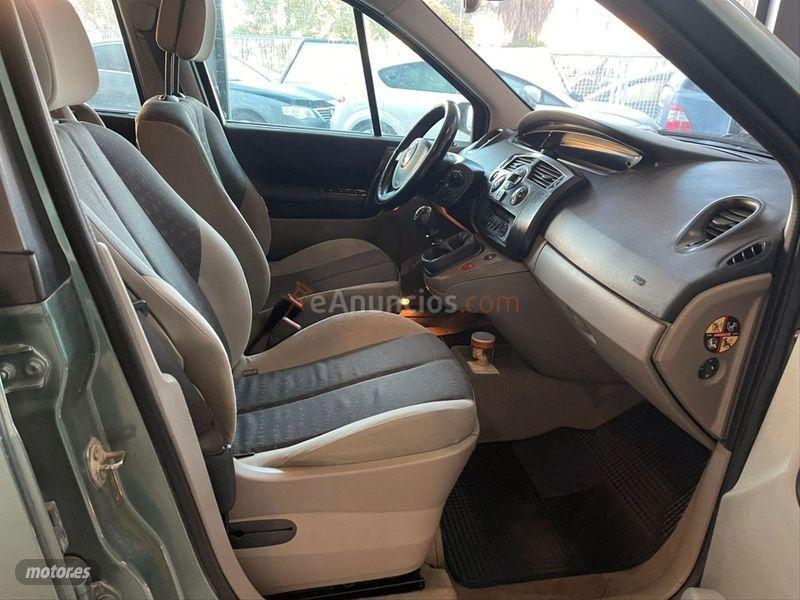 Renault Scenic CONFORT DYNAMIQUE 1.9DCI de 2003 con 75.324 Km por 2.499 EUR. en Sevilla