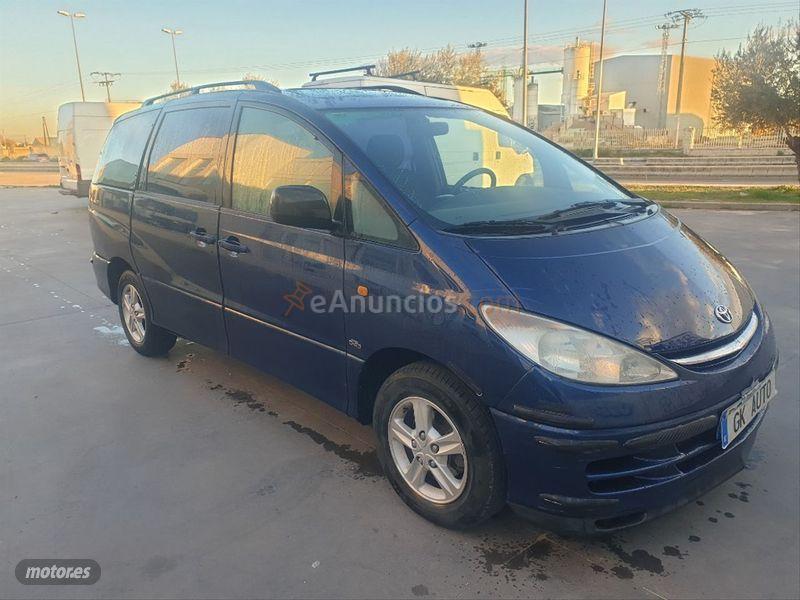 Toyota Previa 2.0 D4D Luna 7 Plazas de 2004 con 334.000 Km por 3.950 EUR. en Madrid