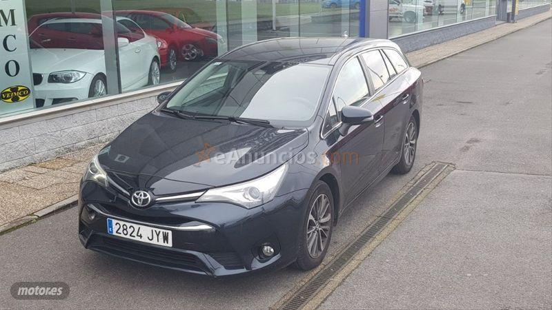 Toyota Avensis 2.0 150D BUSINESS ADVANCE TS de 2017 con 87.900 Km por 17.990 EUR. en Asturias
