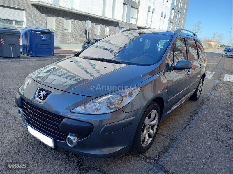 Peugeot 307 SW 1.6 HDi Pack de 2006 con 264.000 Km por 2.199 EUR. en Zamora