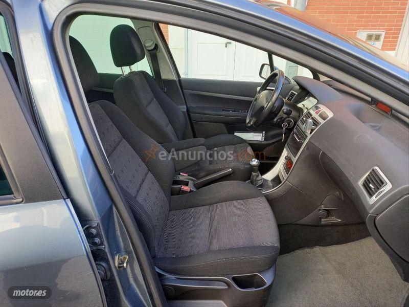 Peugeot 307 SW 1.6 HDi Pack de 2006 con 264.000 Km por 2.199 EUR. en Zamora