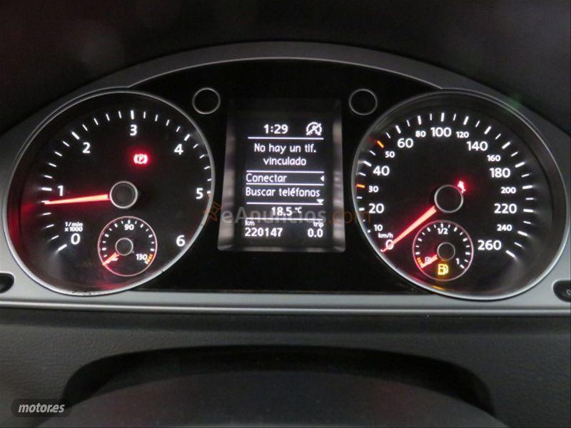 Volkswagen Passat Variant 1.6 TDI 105cv BlueMotion de 2011 con 220.000 Km por 8.490 EUR. en Madrid