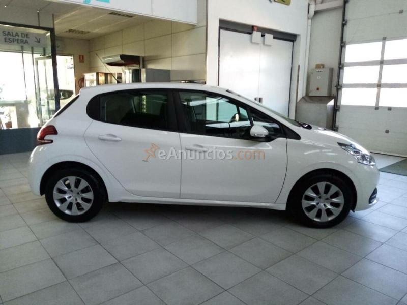 Peugeot 208  1.6 BlueHDi 55KW (75CV) -