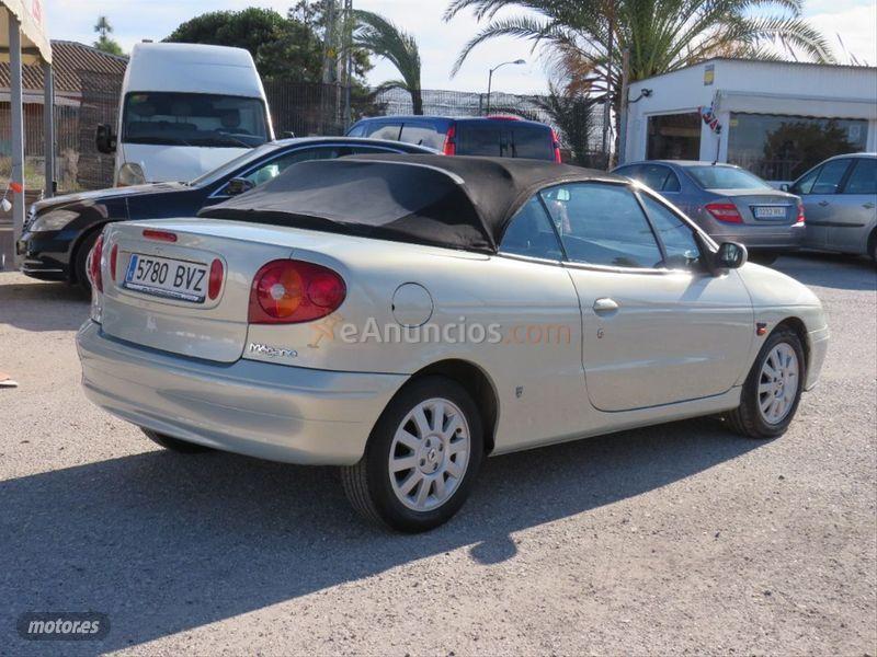 Renault Megane CABRIO DYNAMIQUE 1.6 16V de 2002 con 117.000 Km por 1.990 EUR. en Alicante