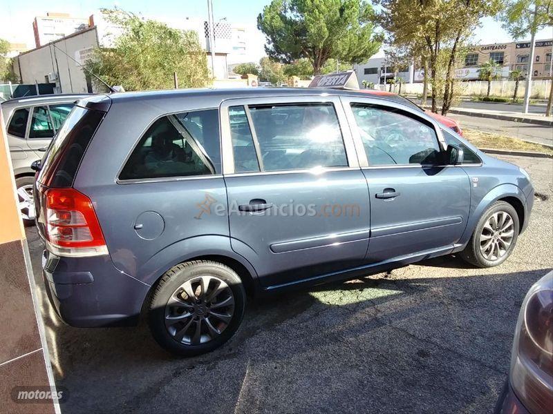 Opel Zafira 1.9 CDTi 120 CV 111 Years de 2010 con 290.000 Km por 4.990 EUR. en Madrid