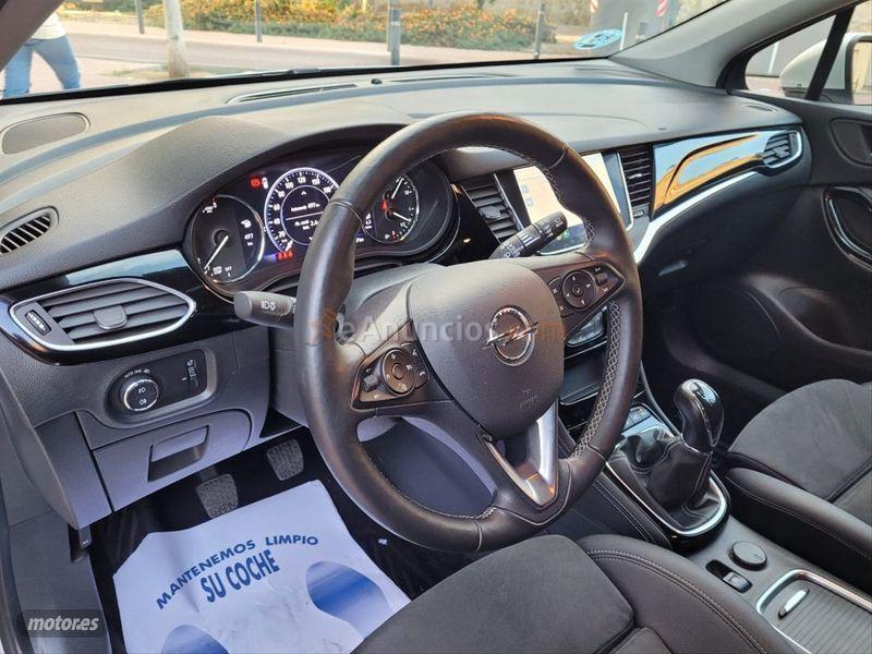 Opel Astra 1.2T SHR 107kW 145CV Elegance ST de 2020 con 17.000 Km por 17.300 EUR. en Barcelona