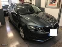 Skoda Octavia Combi 1.6 TDI 81KW 110cv Like de 2017 con 135.000 Km por 15.200 EUR. en Burgos