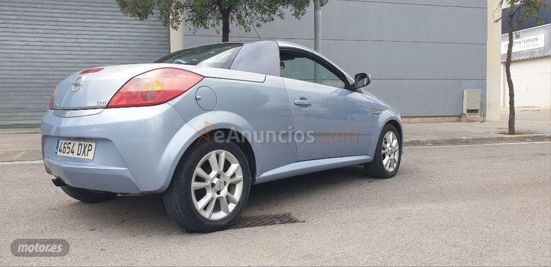 Opel Tigra Sport 1.3 CDTi de 2006 con 149.000 Km por 2.500 EUR. en Barcelona