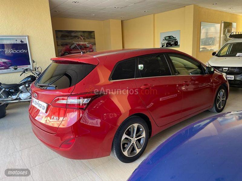Hyundai i30 CW 1.6 CRDi 81kW 110CV BD Go Plus DCT de 2016 con 43.800 Km por 14.500 EUR. en Murcia