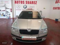 Skoda Octavia Combi 2.0 TDI Elegance DSG de 2007 con 260.000 Km por 3.999 EUR. en Badajoz