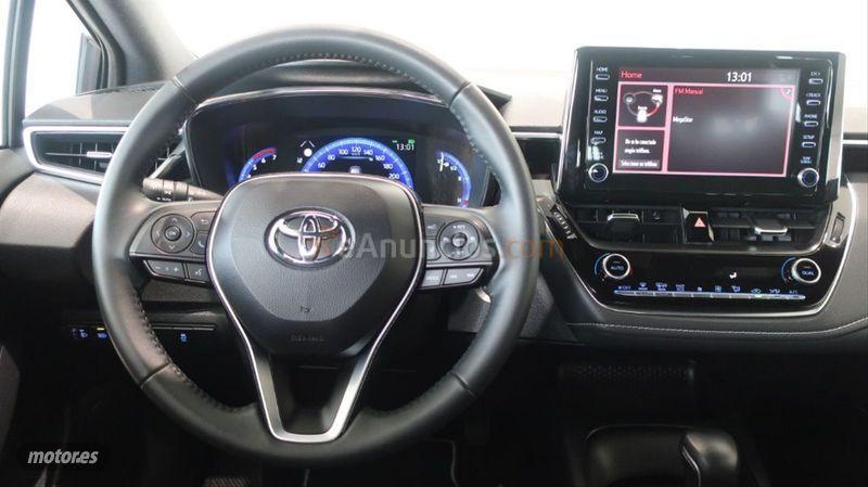 Toyota Corolla 1.8 125H ACTIVE TECH ECVT TOU SPORT de 2021 con 16.117 Km por 21.900 EUR. en Sevilla