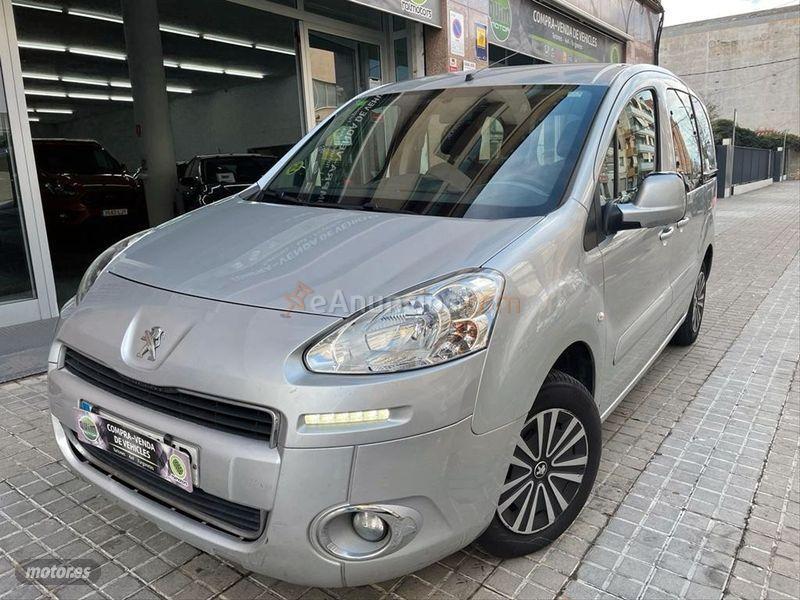 Peugeot Partner Tepee Active 1.6 HDi 92cv de 2014 con 155.000 Km por 10.990 EUR. en Barcelona