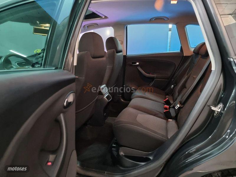 Seat Altea XL 2.0 TDI 140cv Style de 2011 con 199.000 Km por 6.990 EUR. en Madrid