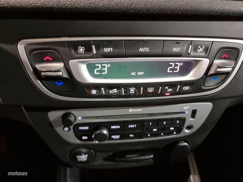 Renault Megane Sp. Tou. Limited Energy TCe 115 SS E6 de 2015 con 202.869 Km por 8.500 EUR. en Madrid