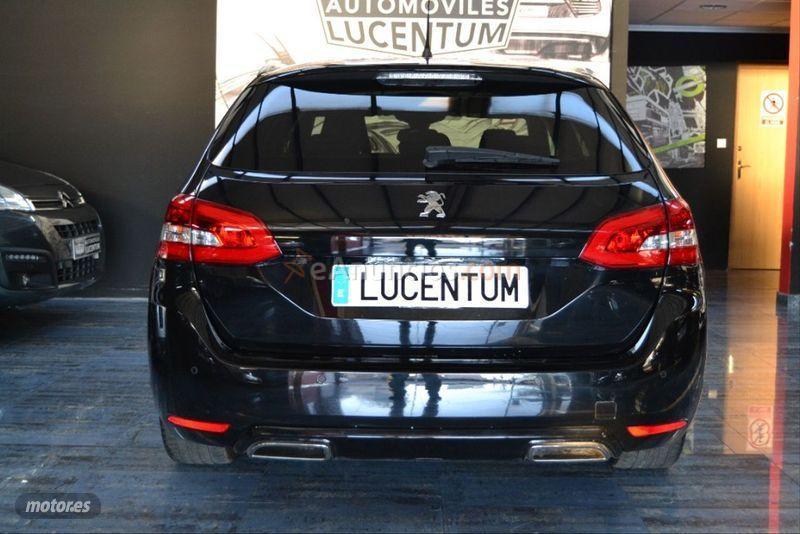 Peugeot 308 SW GT PureTech 165kW 225CV SS EAT8 de 2018 con 75.000 Km por 23.999 EUR. en Alicante