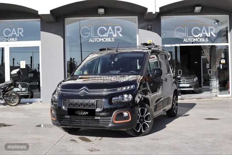 Citroen Berlingo Talla M PureTech 110 SS SHINE de 2019 con 20.000 Km por 23.500 EUR. en Barcelona