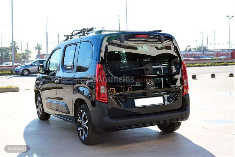 Citroen Berlingo Talla M PureTech 110 SS SHINE de 2019 con 20.000 Km por 23.500 EUR. en Barcelona