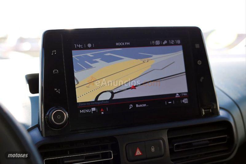 Citroen Berlingo Talla M PureTech 110 SS SHINE de 2019 con 20.000 Km por 23.500 EUR. en Barcelona