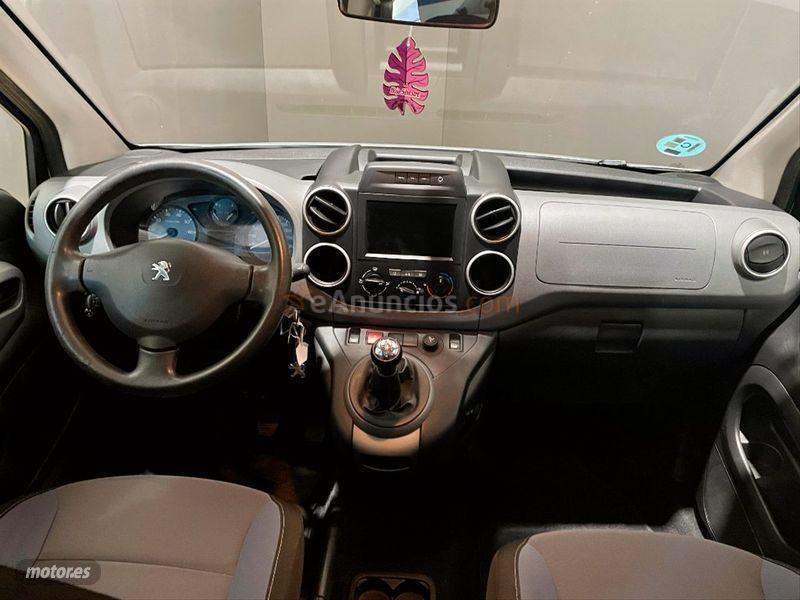 Peugeot Partner TEPEE Active 1.6 BlueHDi 100 de 2015 con 149.000 Km por 11.450 EUR. en Zaragoza