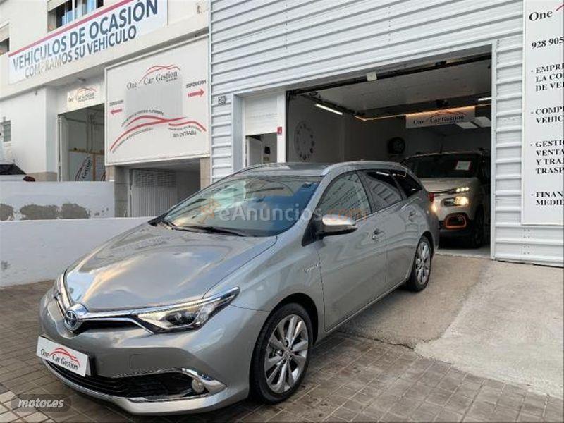 Toyota Auris 1.2 120T Feel Touring Sports de 2017 con 80.000 Km por 16.495 EUR. en Las Palmas
