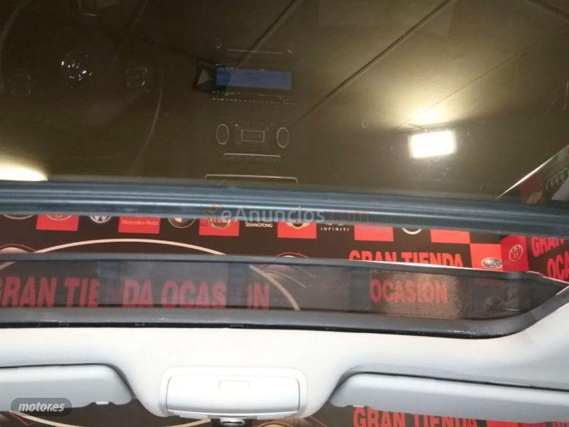 Volkswagen Touran 1.6 TDI 105cv Advance de 2011 con 192.324 Km por 10.490 EUR. en Madrid