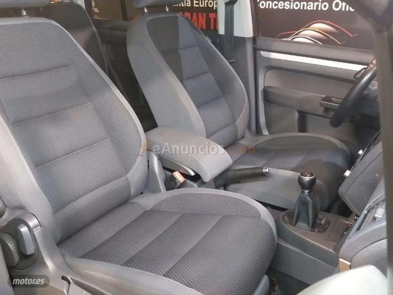 Volkswagen Touran 1.6 TDI 105cv Advance de 2011 con 192.324 Km por 10.490 EUR. en Madrid