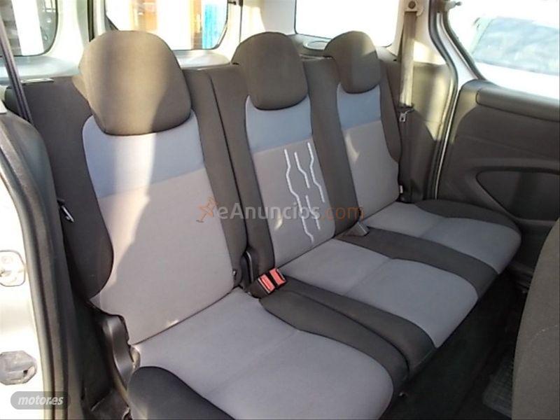 Peugeot Partner Tepee Active 1.6 HDi 92cv de 2014 con 233.358 Km por 7.500 EUR. en Sevilla