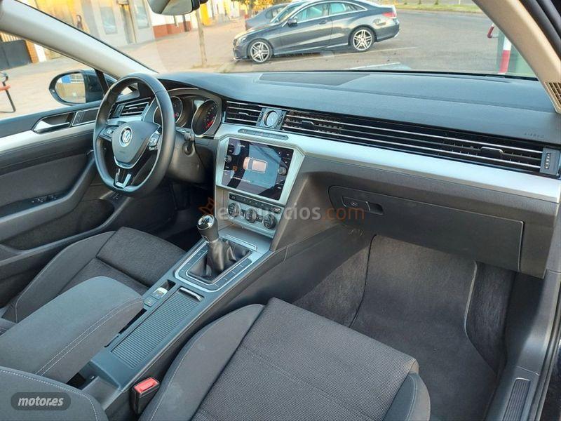 Volkswagen Passat Advance 2.0 TDI 110kW 150CV Variant de 2018 con 174.119 Km por 16.990 EUR. en Badajoz