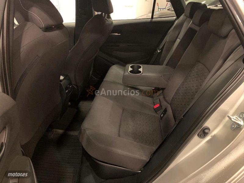 Toyota Corolla 1.8 125H BUSINESS ECVT TOURING SPORT de 2019 con 34.700 Km por 21.900 EUR. en Barcelona