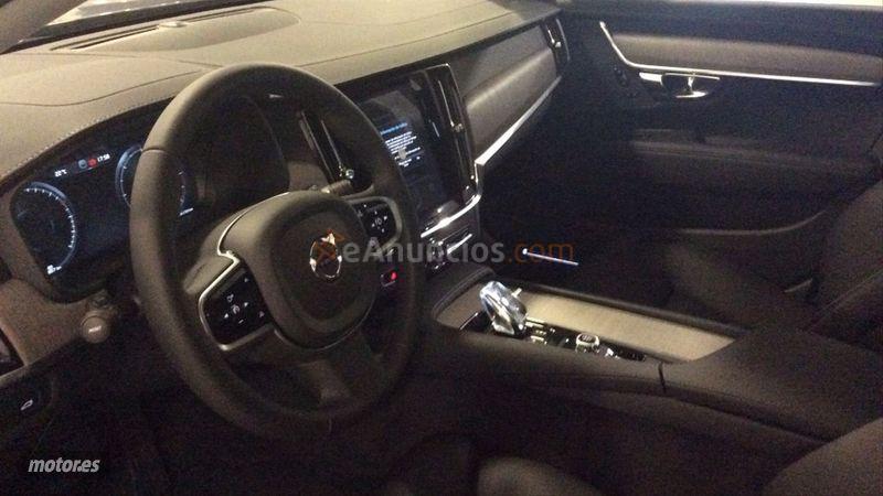 Volvo V 90 2.0 B4 D Inscription Auto de 2021 con 10 Km por 55.500 EUR. en Barcelona