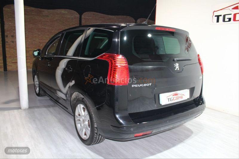 Peugeot 5008 Premium 1.6 THP 156 de 2010 con 90.000 Km por 9.490 EUR. en Barcelona